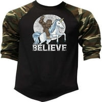 Muški Bigfoot Unicorn vjerujte da je majica Camo Raglan Baseball majica mala