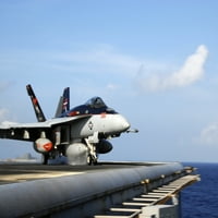 Južno Kinesko more, 10. avgusta - F-A-18E Super Hornet lansira iz nosača aviona USS Ronald Reagan Poster