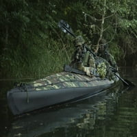 Mornaričke brtve kreću se po vodama u sklopivom kajaku tokom ratnih operacija iz džungle