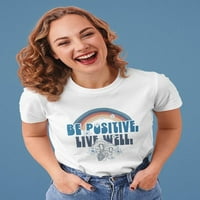 Budite pozitivne dobro oblikovane majice u obliku dobrog oblika žena -image by Shutterstock, ženska
