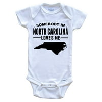 Neko u severnoj karolini voli me beba bodi - Sjeverna Karolina Baby Bodysuit