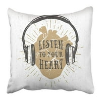 Romantični sa zlatnim ljudskim srčanim slušalicama i nadahnjujućim ilustracijama slova na bijelom jastučnicu