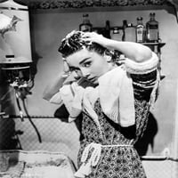 Audrey Hepburn pranje kose portret za fotografije Ispis